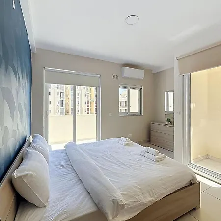 Cosy 1br Near Beach, Bars & Restaurants 아파트