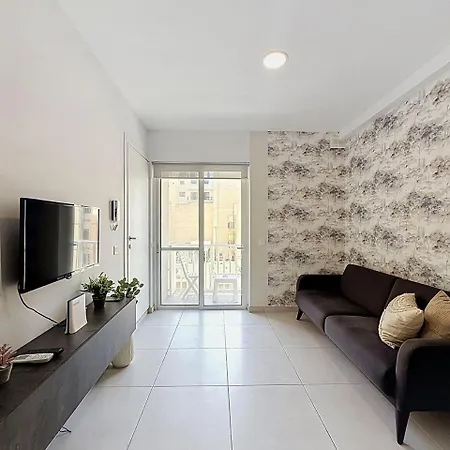 Cosy 1br Near Beach, Bars & Restaurants 아파트 *